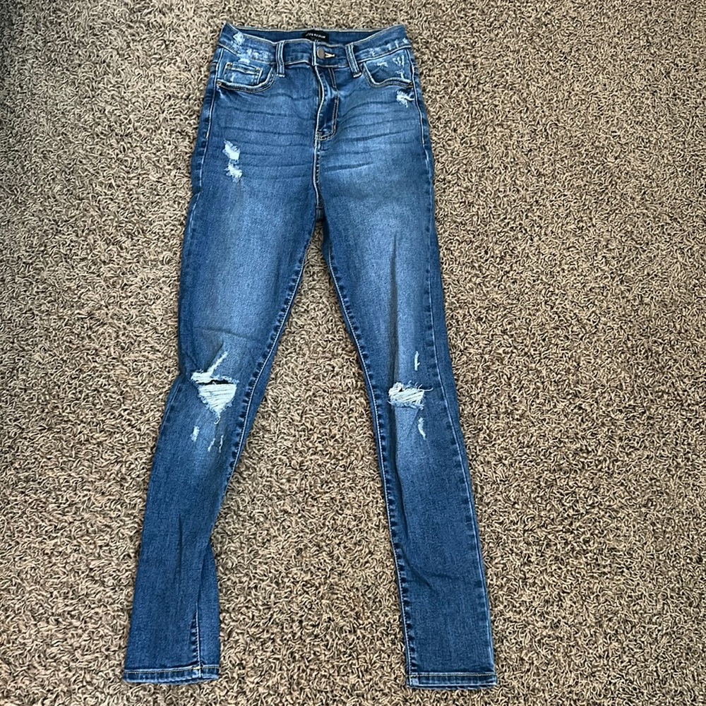 Poison mushroom high rise skinny jean size 27 x 32